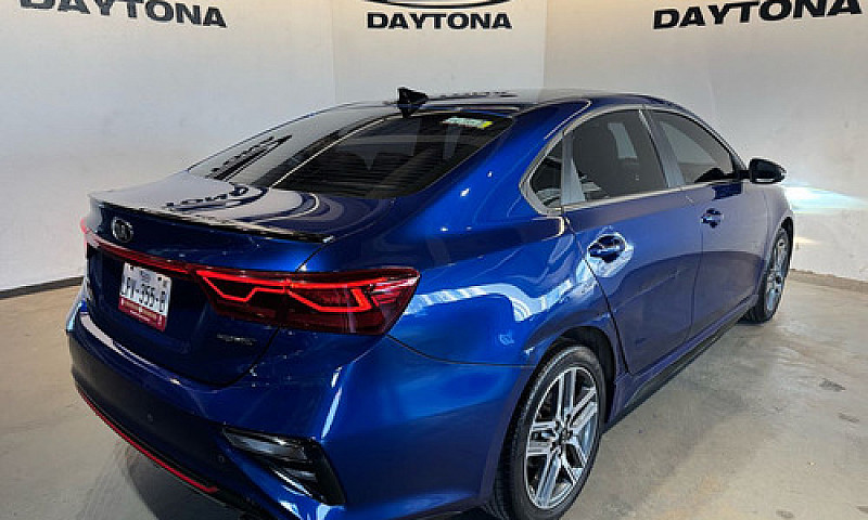 Kia Forte Sedan 2020...