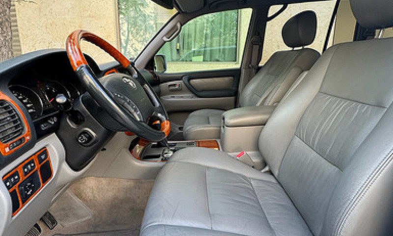 Toyota Land Cruiser ...