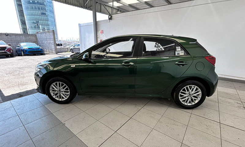 Kia Forte Hb 2019...