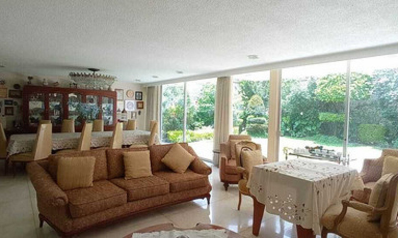 Casa En Venta En Lom...