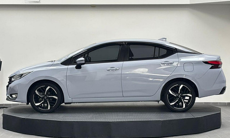 Nissan Versa 2024...
