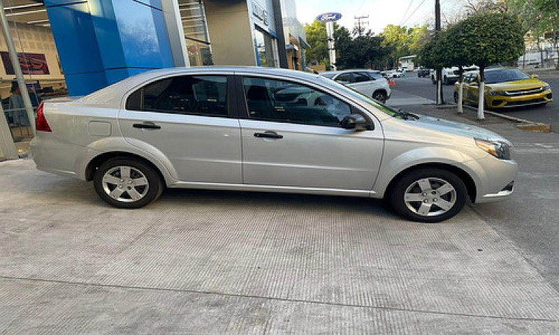 Chevrolet Aveo 2015...