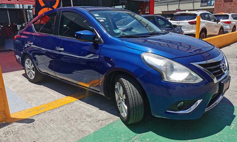 Nissan Versa 2018 1....