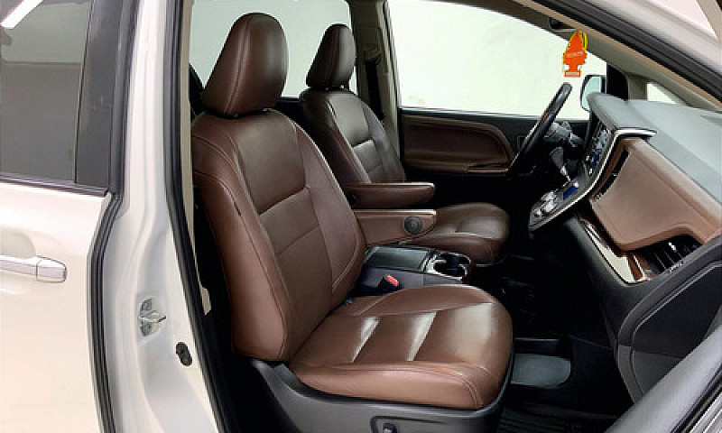 Toyota Sienna 2020...
