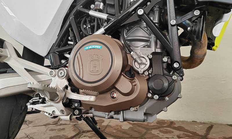 Husqvarna 701 Superm...