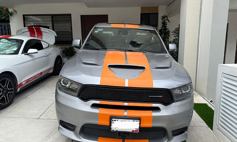 Dodge Durango 5.7 V8...