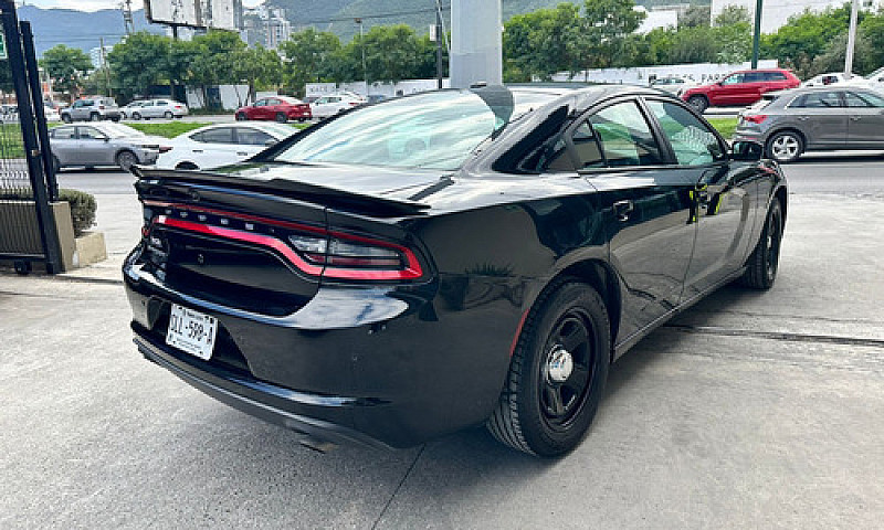 Dodge Charger 2020...