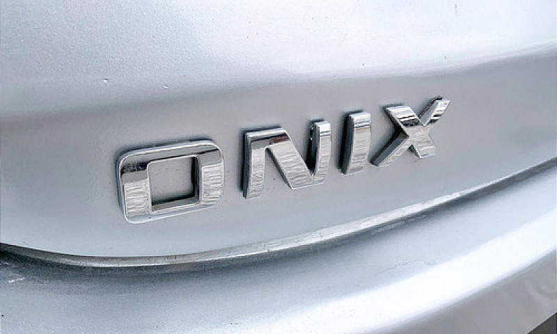 Chevrolet Onix 2022...