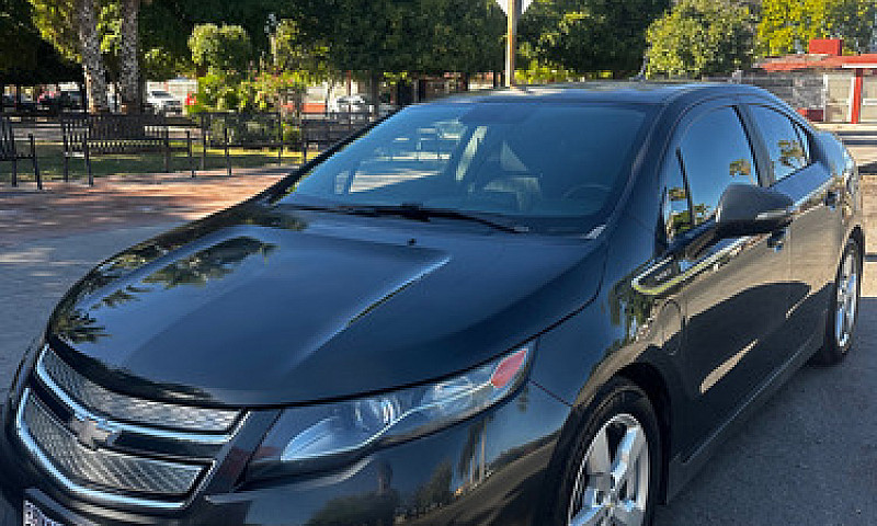 2014 Chevrolet Volt ...