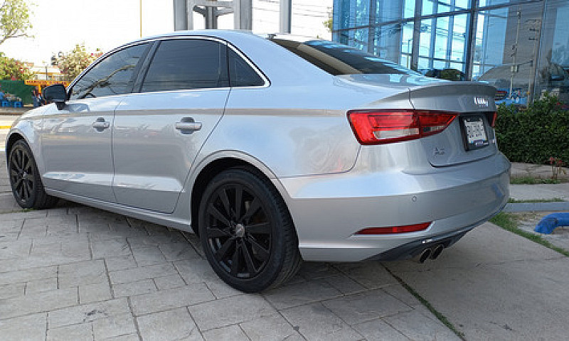 Audi A3 1.4 Sedán Se...