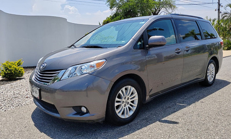 Toyota Sienna 3.5 Xl...