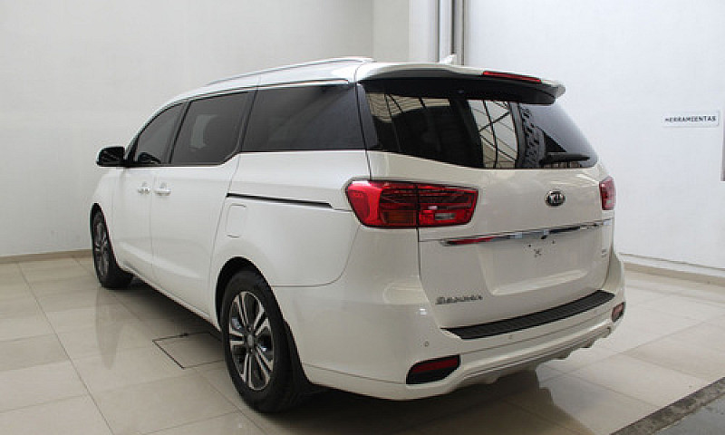 Kia Sedona 2020...