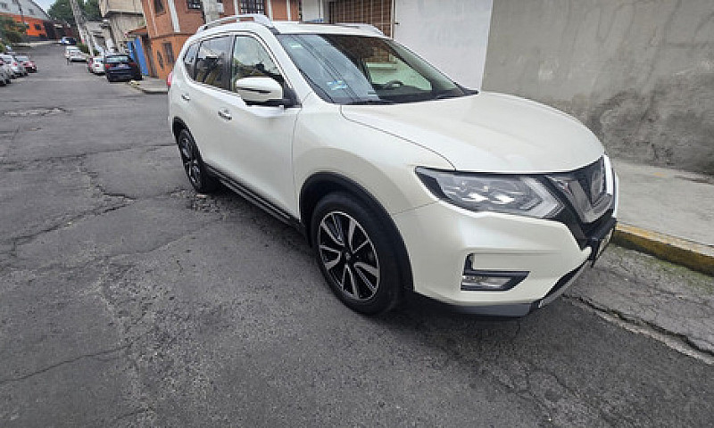 Nissan X-Trail 2.5 E...