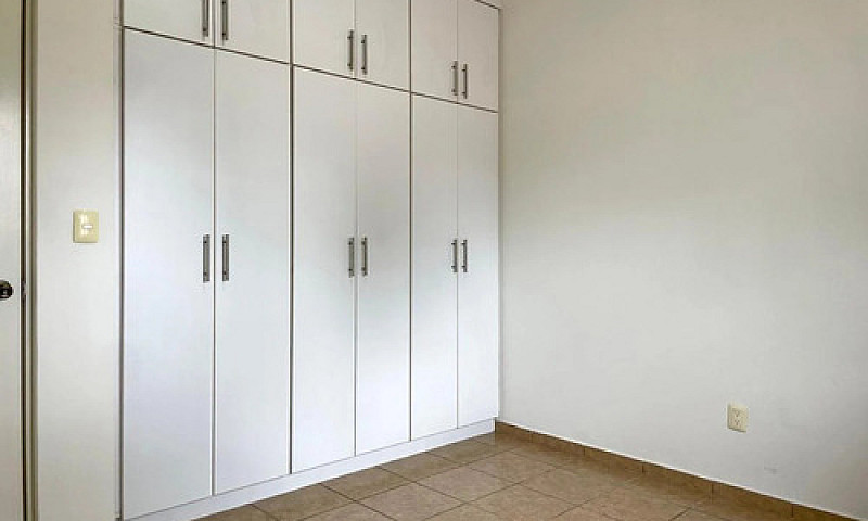 Agradable Casa En Ve...