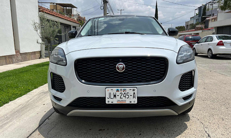 Jaguar F-Pace 3.0 Fi...