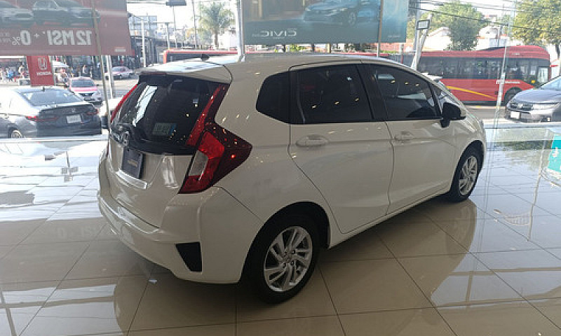 Honda Fit 2016...
