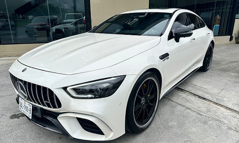 Mercedes-Benz Amg Gt...