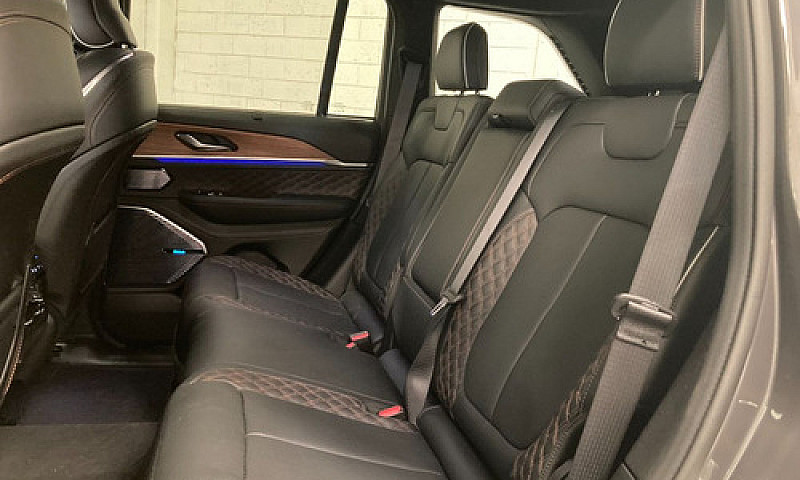 Jeep Grand Cherokee ...