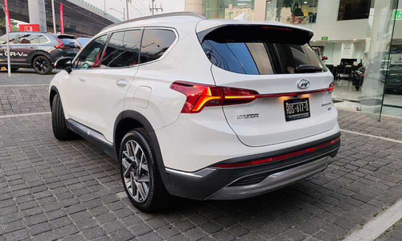 Hyundai Santa Fe 202...