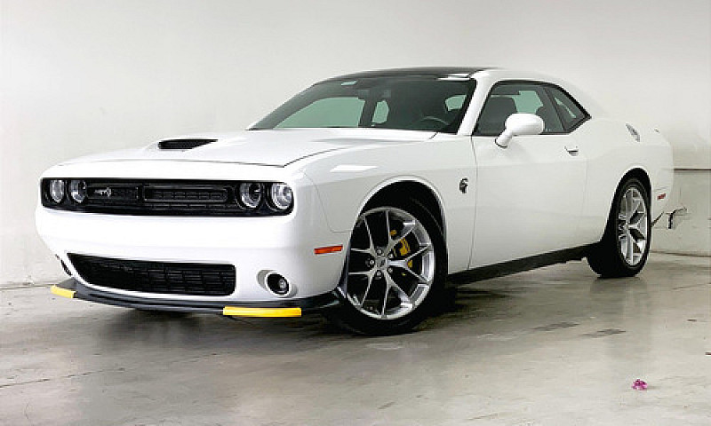 Dodge Challenger 201...