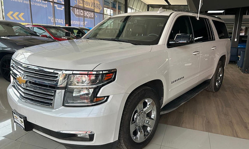 Chevrolet Suburban 2...