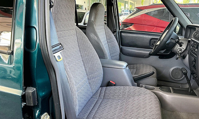 Jeep Cherokee 1998...