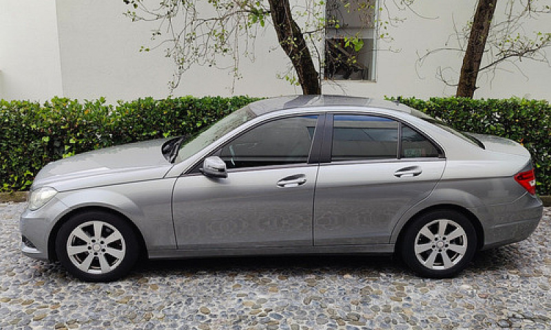Mercedes-Benz Clase ...