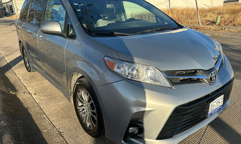 Toyota Sienna 3.5 Xl...