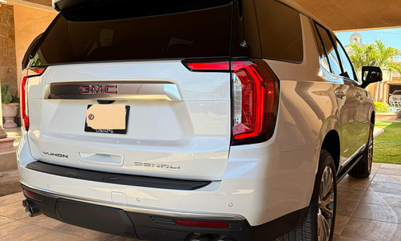 Yukon Denali 2023, Ú...