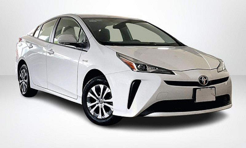 Toyota Prius 2021...