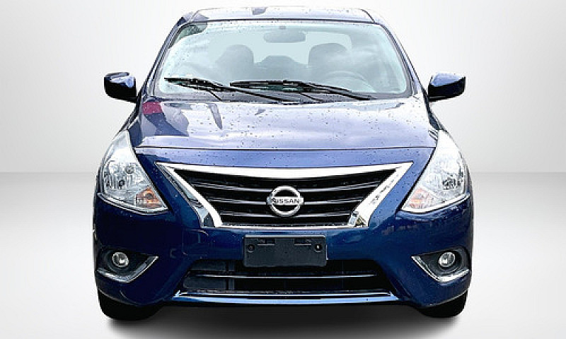 Nissan Versa 2019...