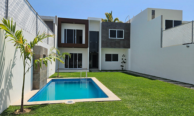 Casa Nueva  Minimali...