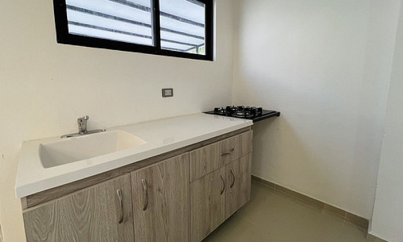 Casa En Venta En Ciu...