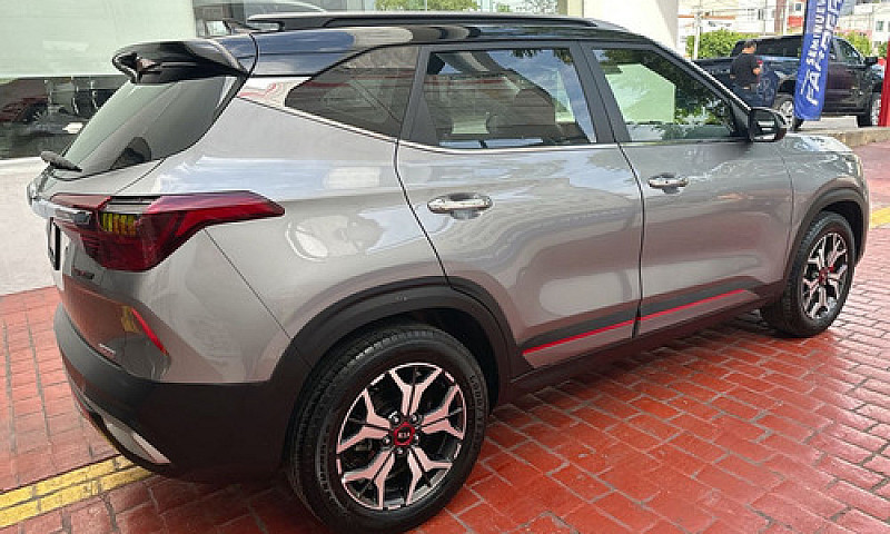 Kia Seltos 2021...