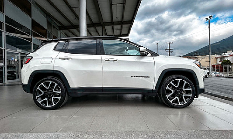 Jeep Compass 2021...