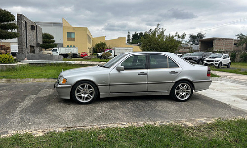 Mercedes Benz C230 K...
