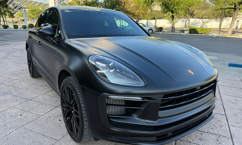 Porsche Macan S...