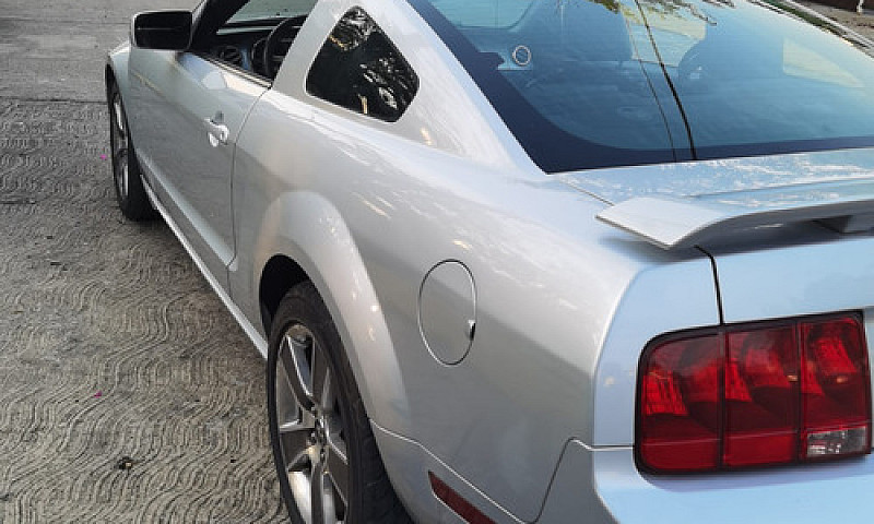 Ford Mustang 4.6 Gt ...