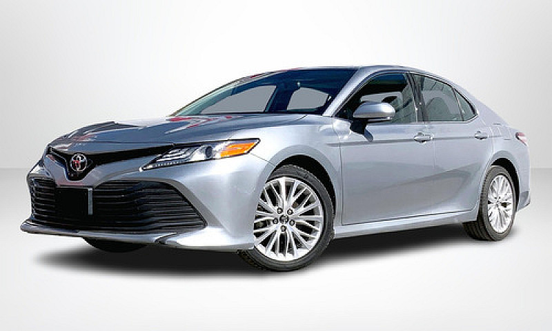 Toyota Camry 2019...