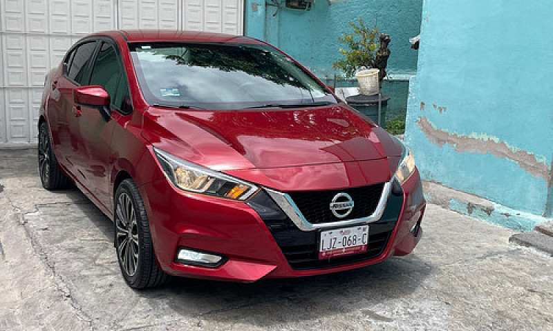 Nissan Versa 1.6 Sen...