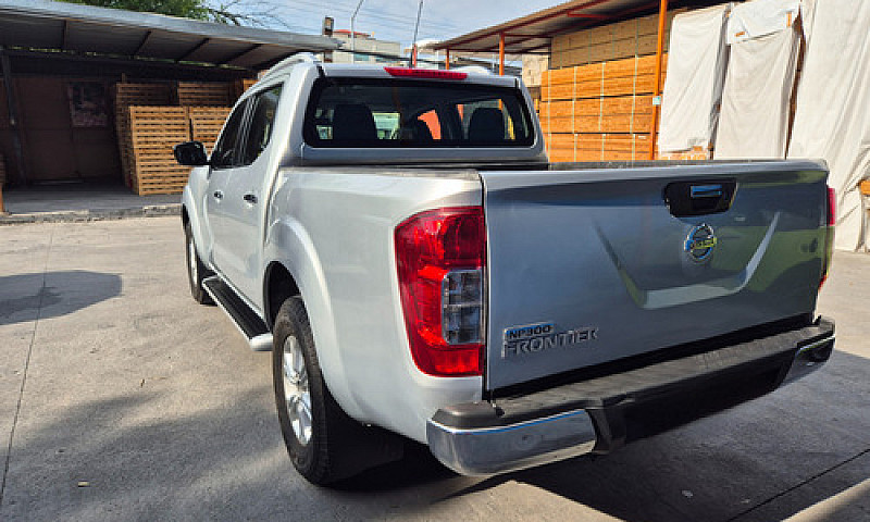 Nissan Np300 Frontie...