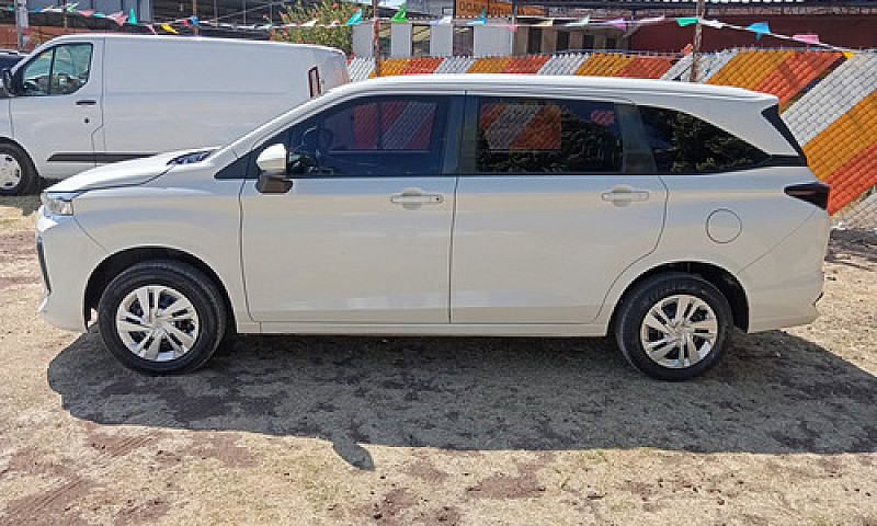 Toyota Avanza 1.5 Le...