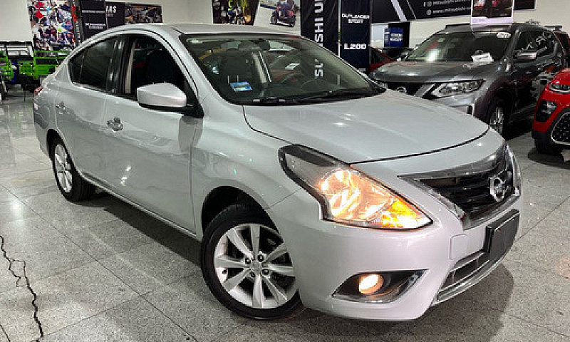 Nissan Versa 2017...