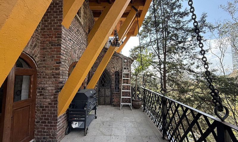 Casa Estilo Medieval...