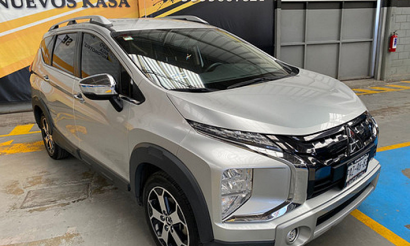 Mitsubishi Outlander...