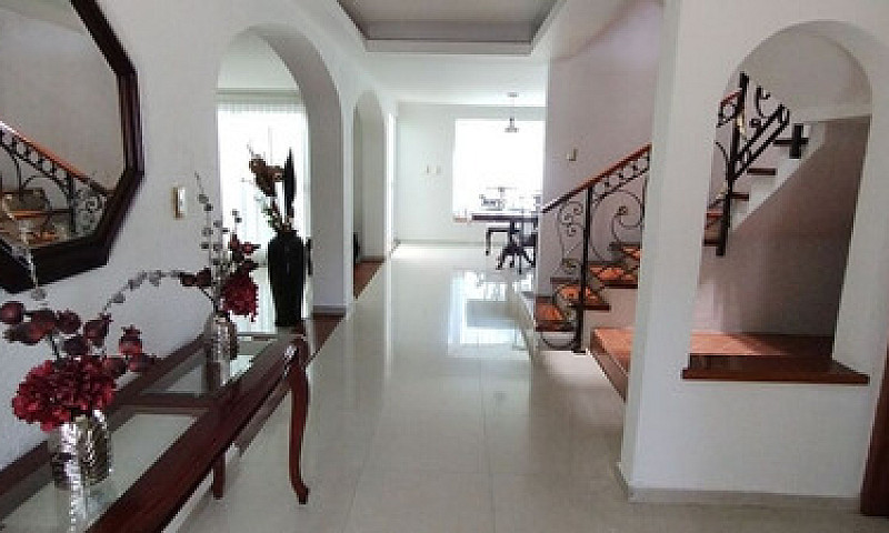 Casa En Venta, Ciuda...
