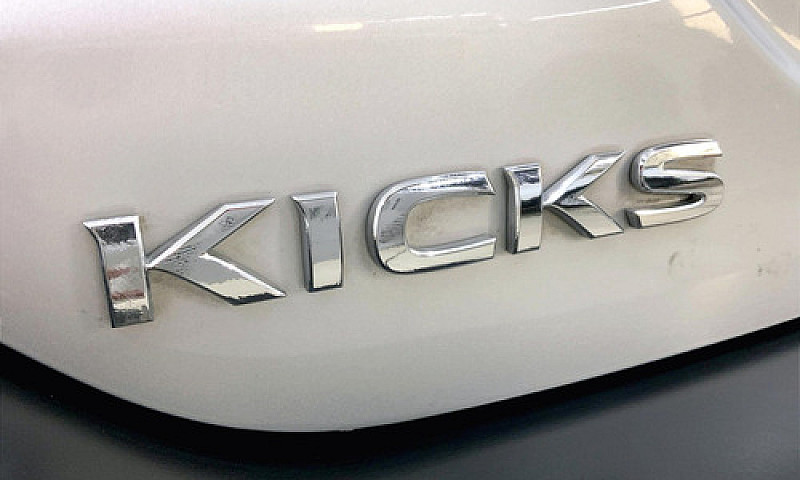 Nissan Kicks 2017...