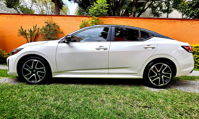 Nissan Sentra 2.0 Sr...