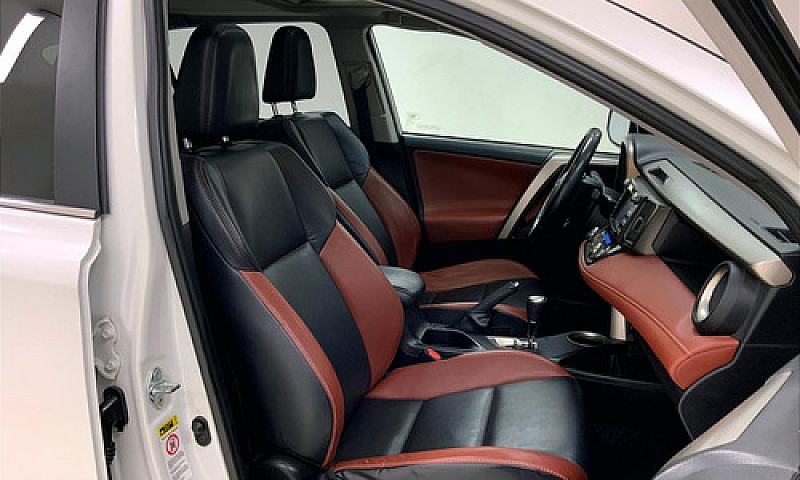 Toyota Rav4 2014...