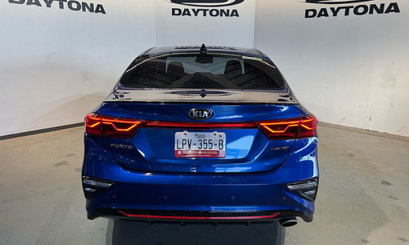 Kia Forte Sedan 2020...
